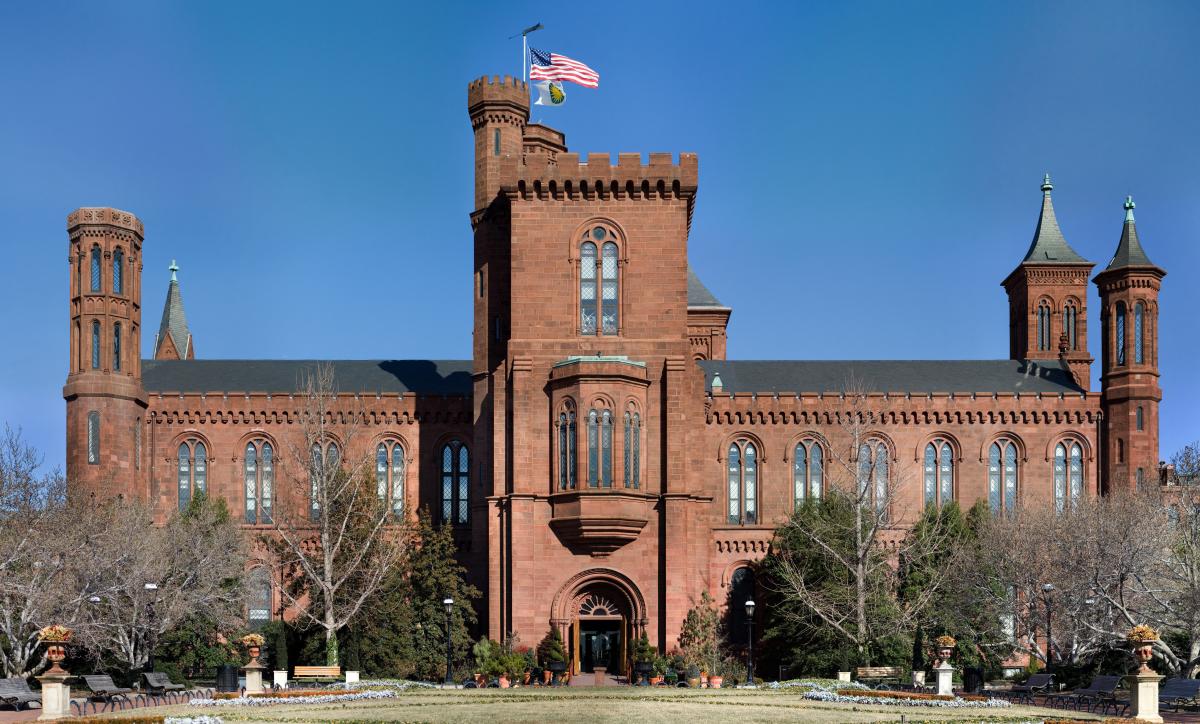 Smithsonian_Building_NR.jpg